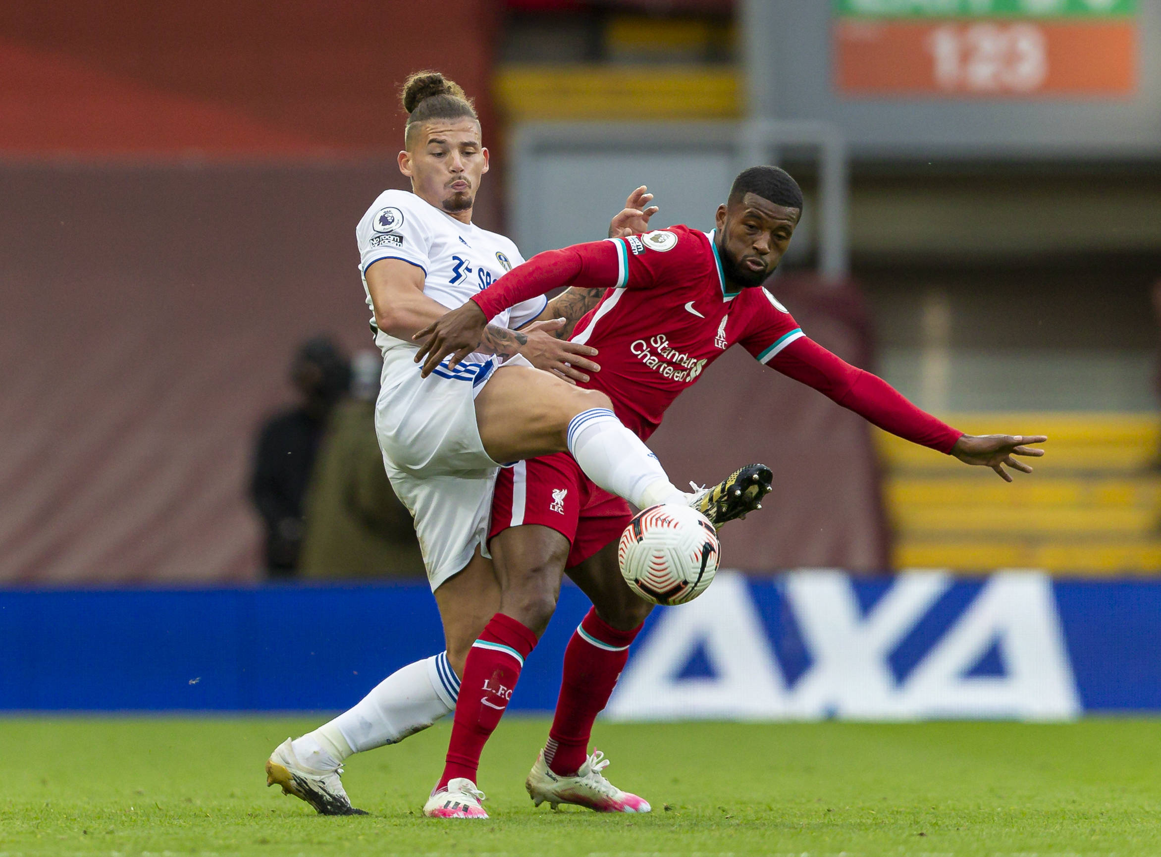 微小差距紧 微小差距紧